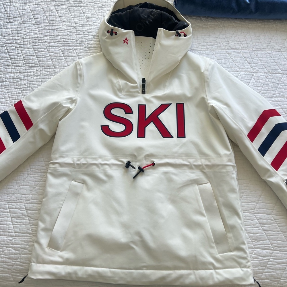 Perfect Moment White Ski Jacket with Red and Blue Accents